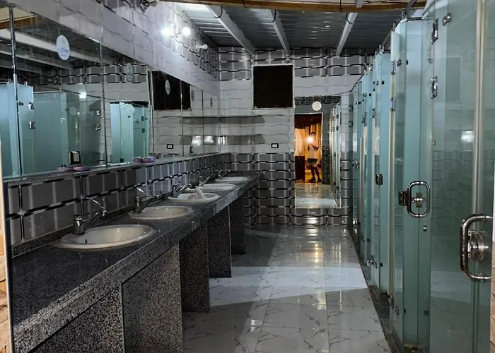 Hotel Cinderella Camp